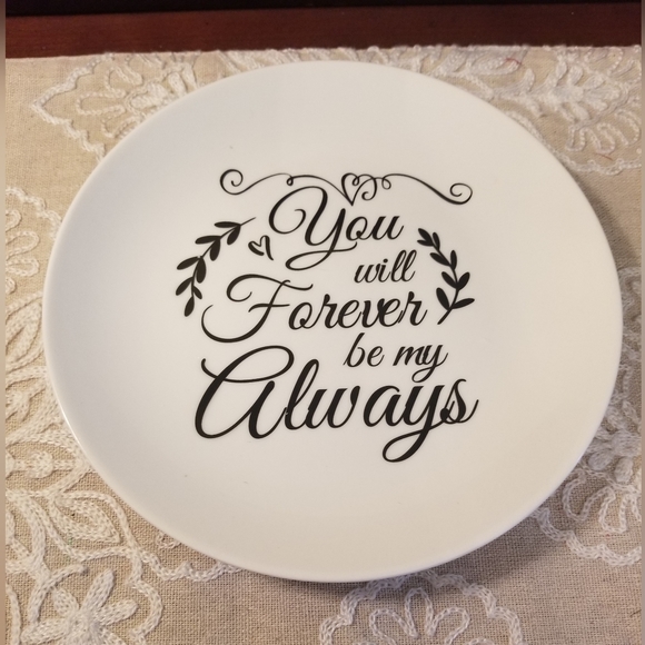 NEW Mr. and Mrs. Newlywed Dessert Plates Set of 4 - Picture 4 of 6